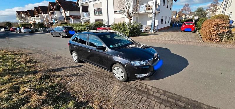 Gebraucht Skoda Rapid 105 PS (77 kW) 2014 Schwarz Kleinwagen