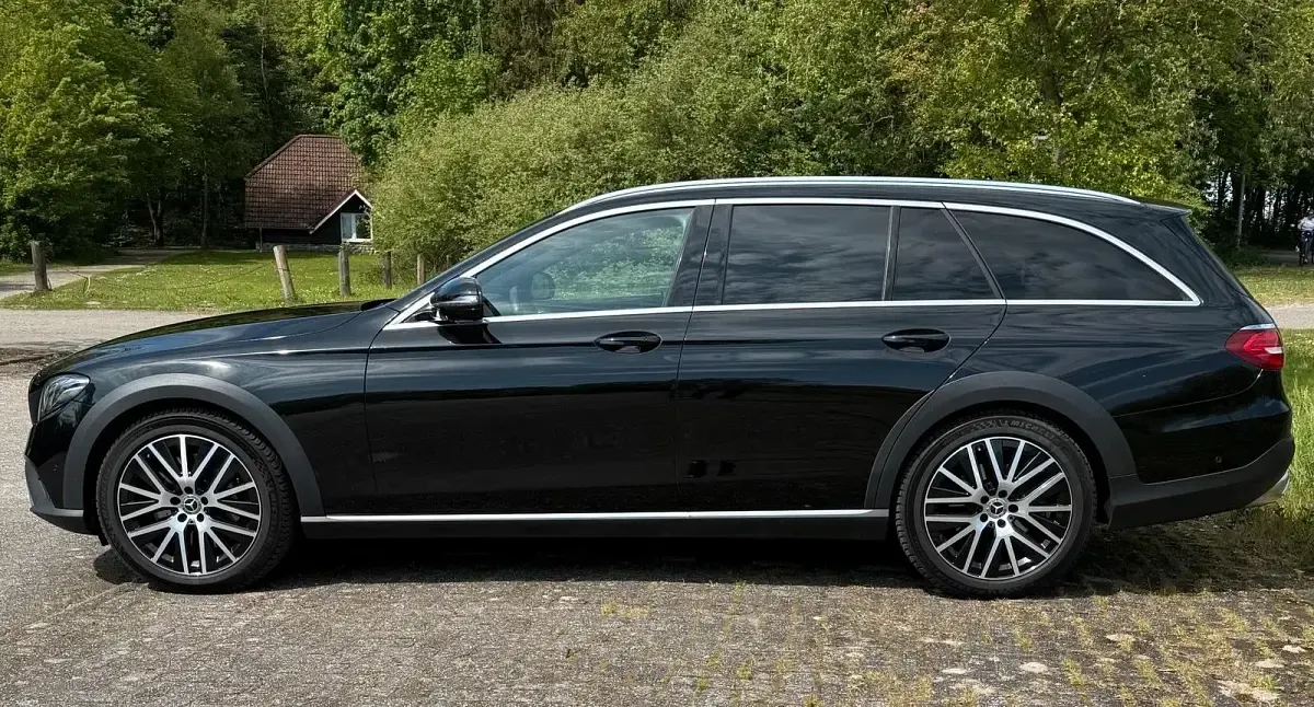 Gebraucht Mercedes E400 340 PS (250 kW) 2020 Schwarz Kombi