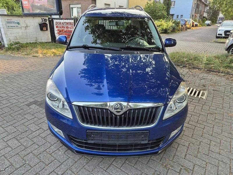 Blau Gebraucht 2015 Skoda Roomster Fresh Van / Kleinbus | 6.500 € (Fairer Preis) - Bild 1/4