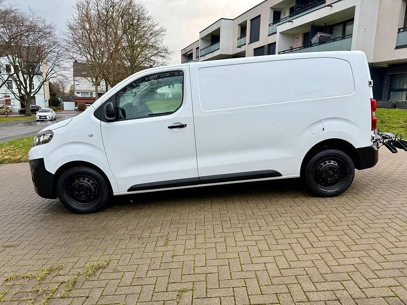 Gebraucht Citroën Jumpy 150 PS (110 kW) 2020 Weiß Van / Kleinbus