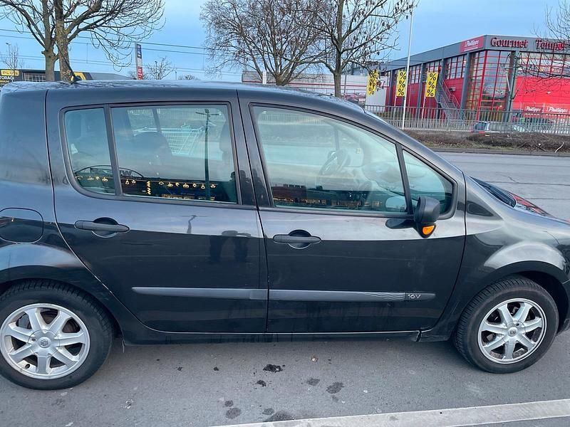 Gebraucht Renault Modus 75 PS (55 kW) 2006 Schwarz Van / Kleinbus