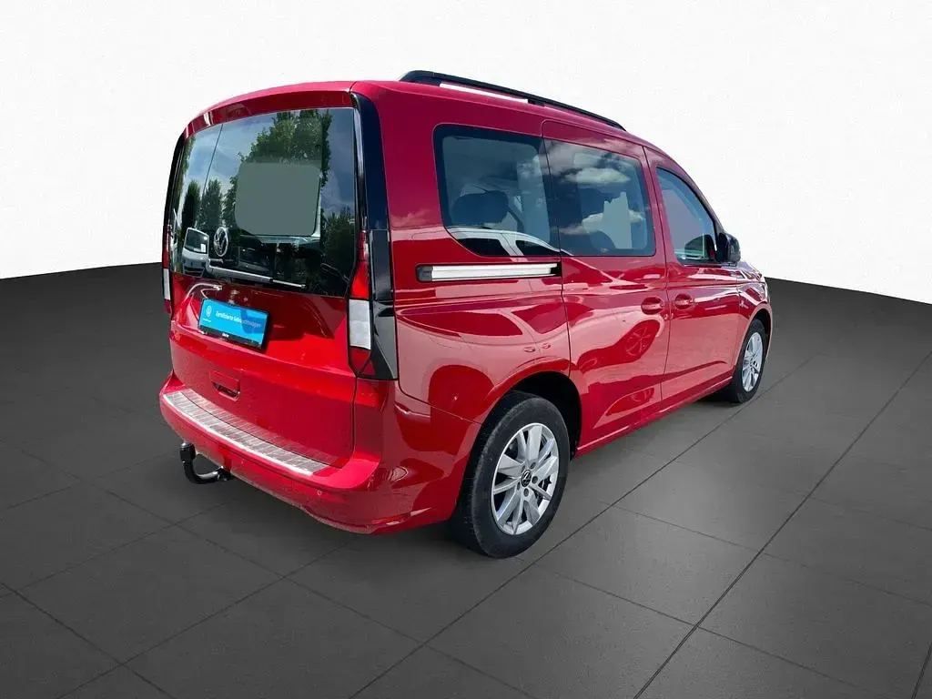 Gebraucht VW Caddy Life 122 PS (89 kW) 2023 Rot Van / Kleinbus