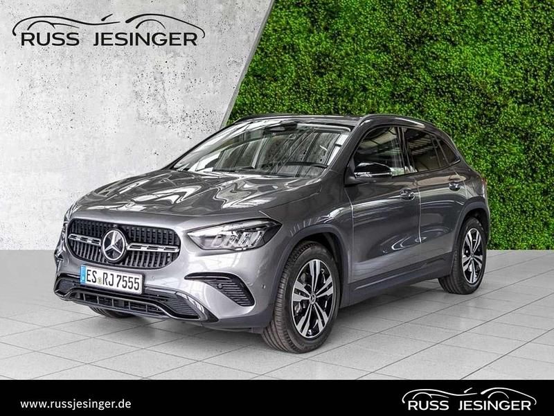Gebraucht Mercedes GLA200 Progressive 163 PS (119 kW) 2025 Mountain grey metallic SUV