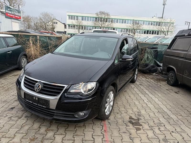 Schwarz Gebraucht 2009 VW Touran Freestyle Van / Kleinbus | 2.690 € (Guter Preis) - Bild 1/4