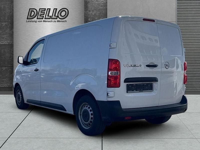 Usado Opel Vivaro-e Combi Edition 100 kW (136 HP) 2022 Branco Van