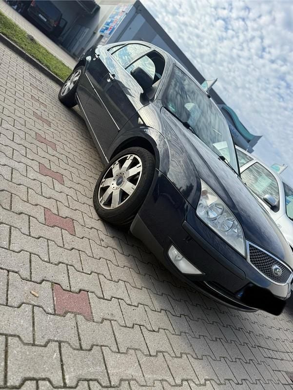Gebraucht 2003 Ford Mondeo Ghia Limousine | 900 € (Guter Preis) - Bild 1/4
