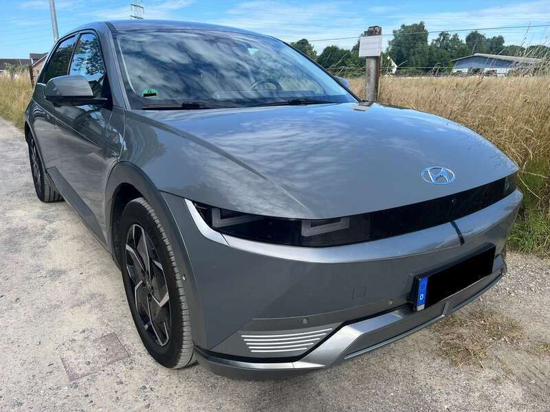 Galactic grey Gebraucht 2022 Hyundai Ioniq 5 SUV | 27.650 € (Superpreis) - Bild 1/4