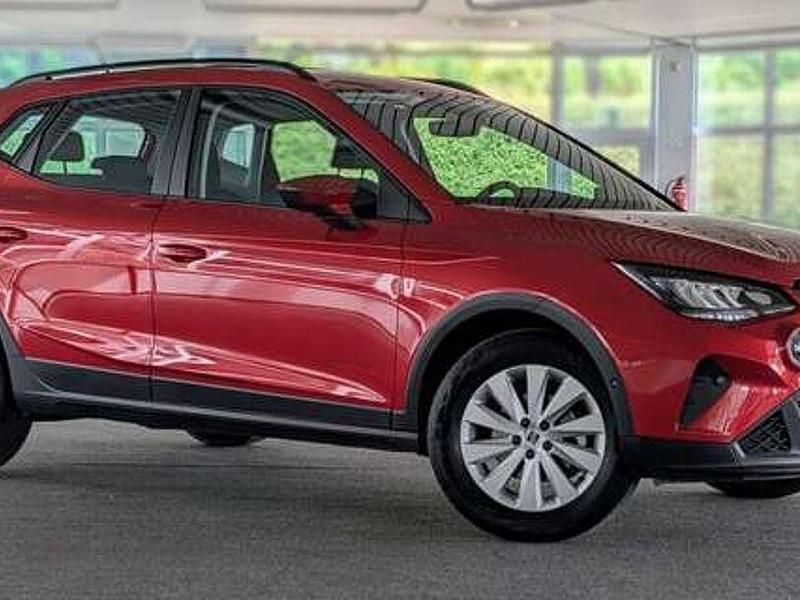 Gebraucht Seat Arona Style 116 PS (85 kW) 2024 Desire red SUV
