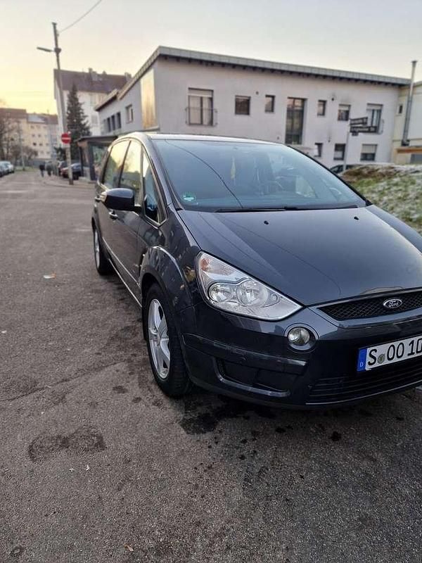 Gebraucht Ford S-MAX Titanium 145 PS (106 kW) 2007 Van / Kleinbus