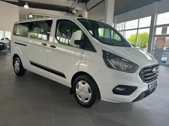 Gebraucht Ford Transit Custom 135 PS (99 kW) 2020 Frozen white Van / Kleinbus