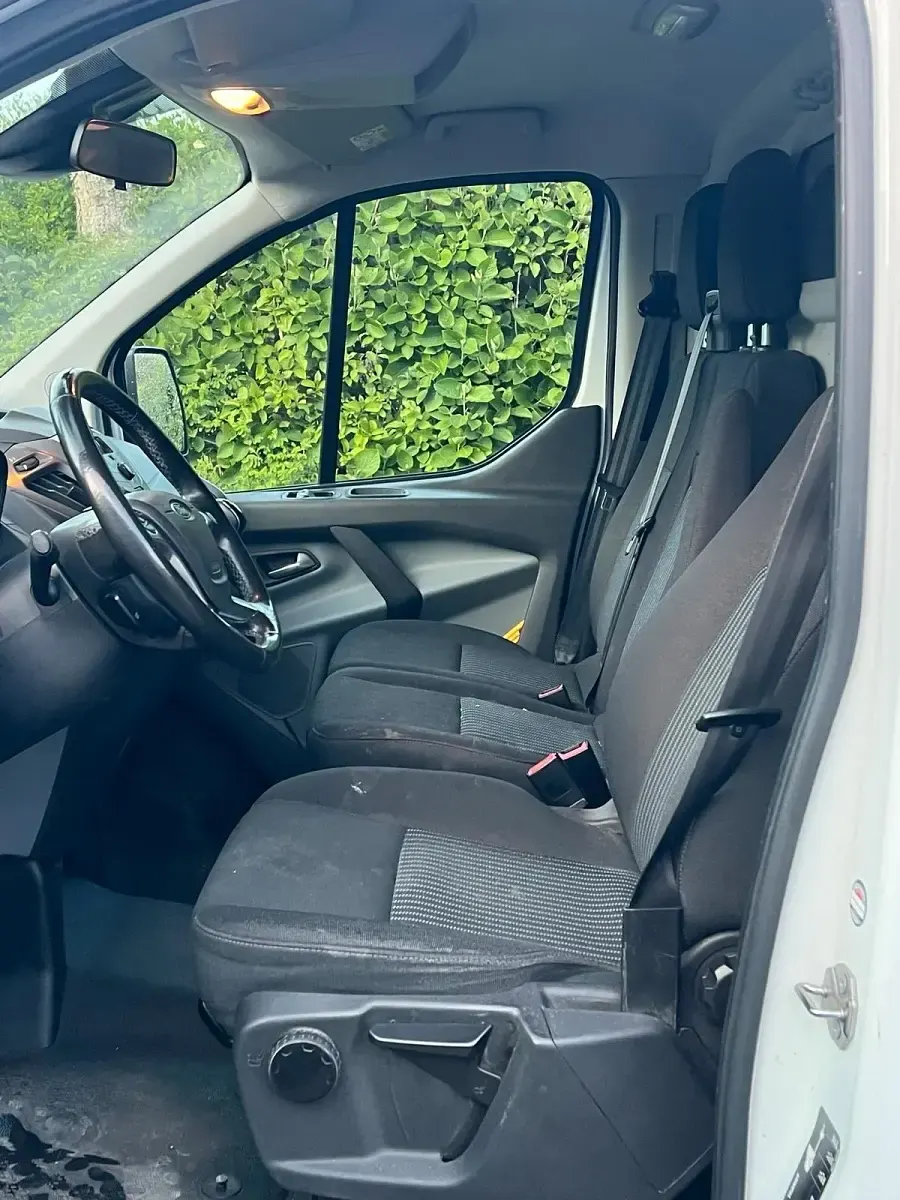 Gebraucht Ford Transit 131 PS (96 kW) 2017 Weiß Van