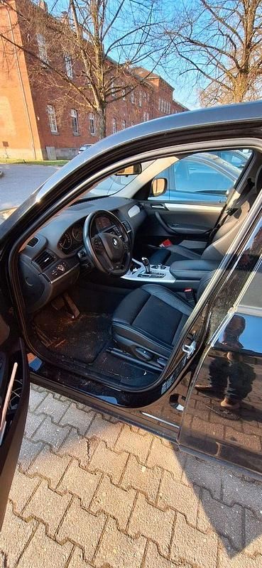 Second-hand BMW X3 258 CP (189 kW) 2012 Negru SUV