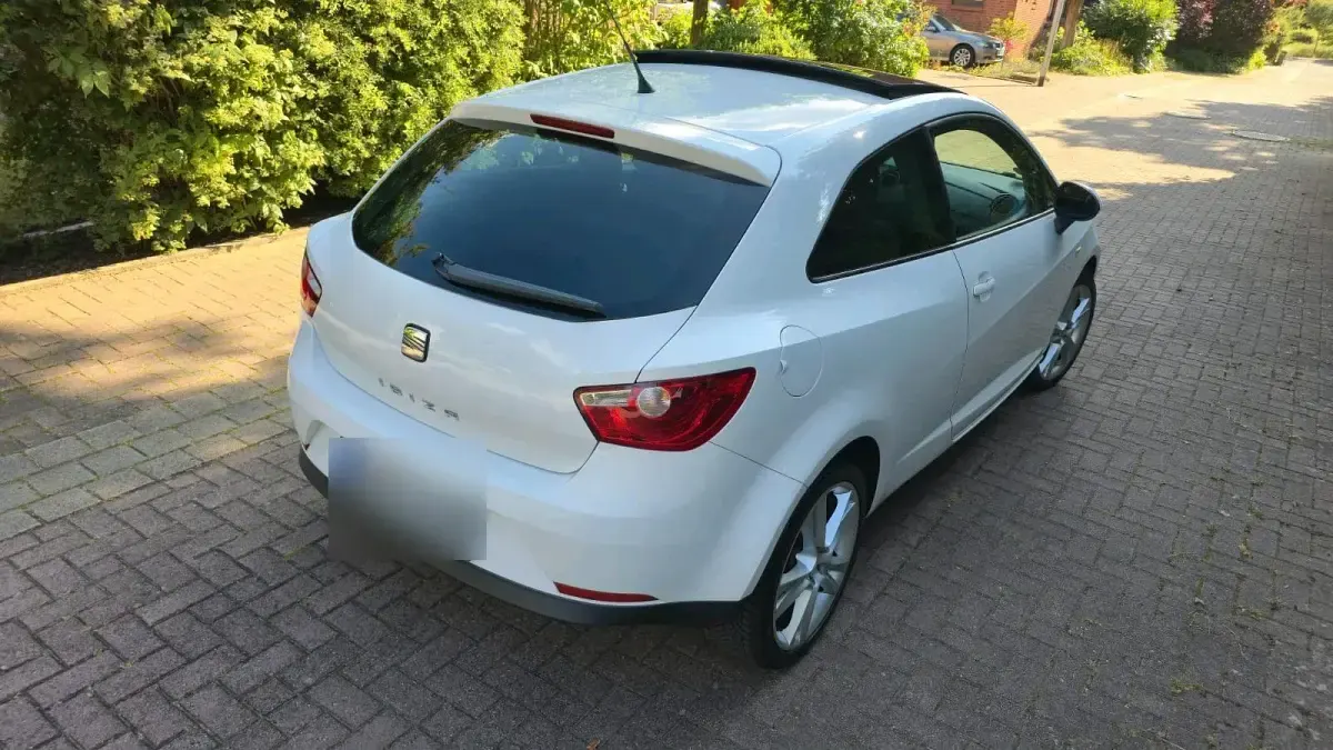 Gebraucht Seat Ibiza 86 PS (63 kW) 2009 Weiß Coupé