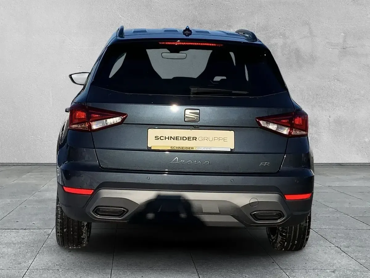 Neu Seat Arona FR 116 PS (85 kW) 2026 Grau SUV