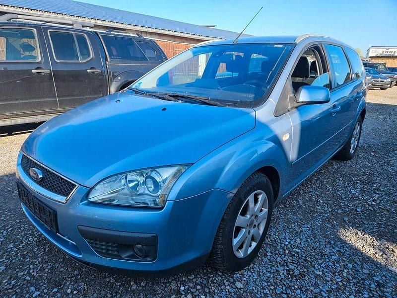 Gebraucht Ford Focus Ghia 116 PS (85 kW) 2006 Blau Limousine