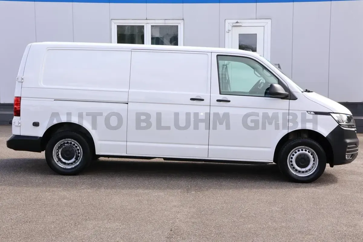 Używany VW Transporter 150 KM (110 kW) 2021 Biały Van