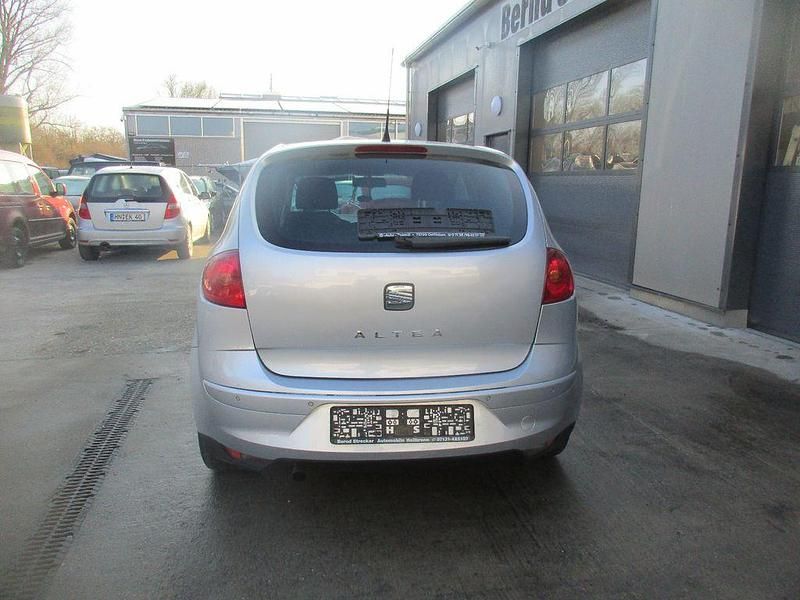 Gebraucht Seat Altea Comfort 102 PS (75 kW) 2007 Silber Limousine