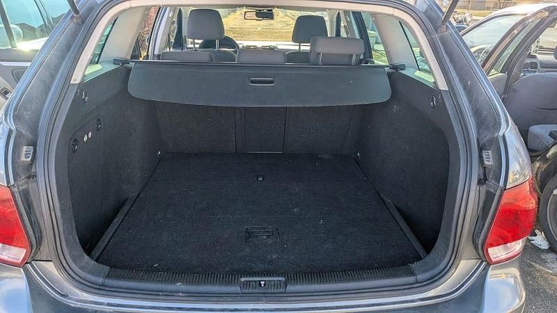 Gebraucht VW Golf V 122 PS (89 kW) 2008 Grau Limousine