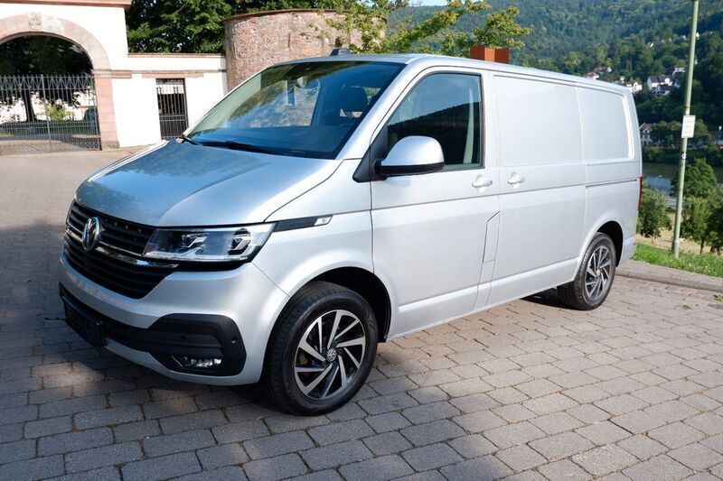 Reflexsilber metallic Gebraucht 2019 VW T6.1 Van | 29.900 € - Bild 1/4