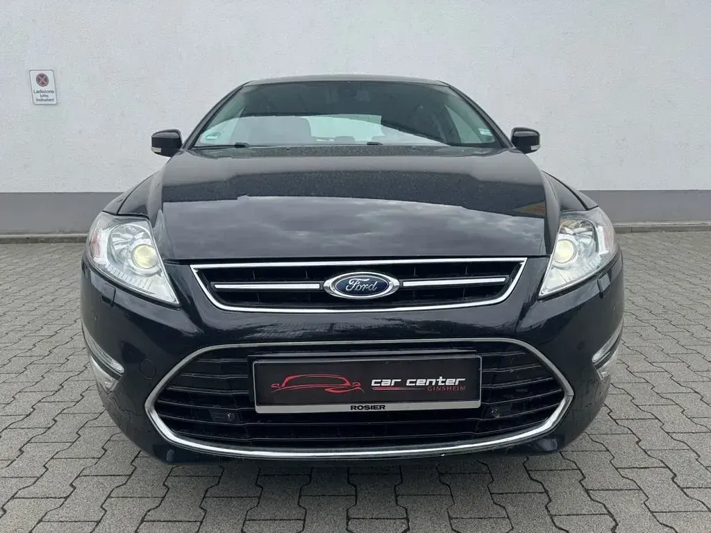Gebraucht Ford Mondeo Titanium 163 PS (119 kW) 2013 Schwarz Limousine
