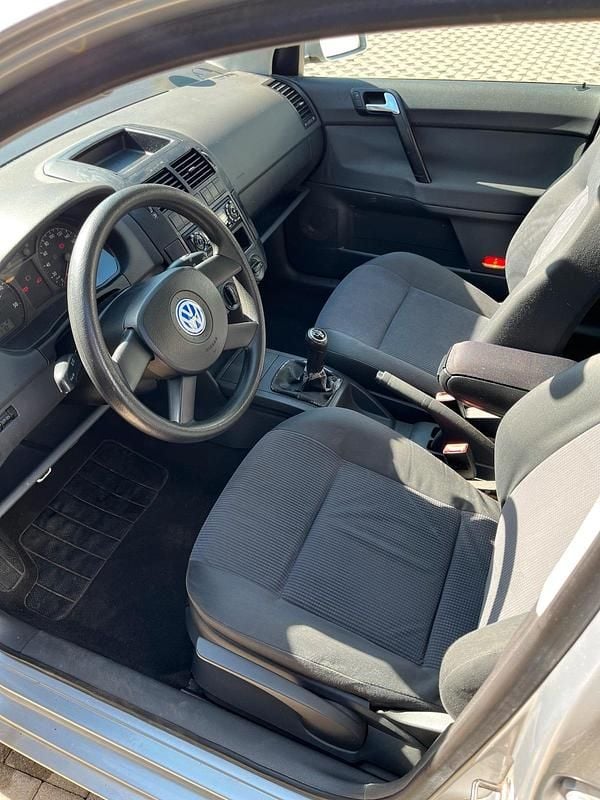 Gebraucht VW Polo 101 PS (74 kW) 2002 Silber Kleinwagen