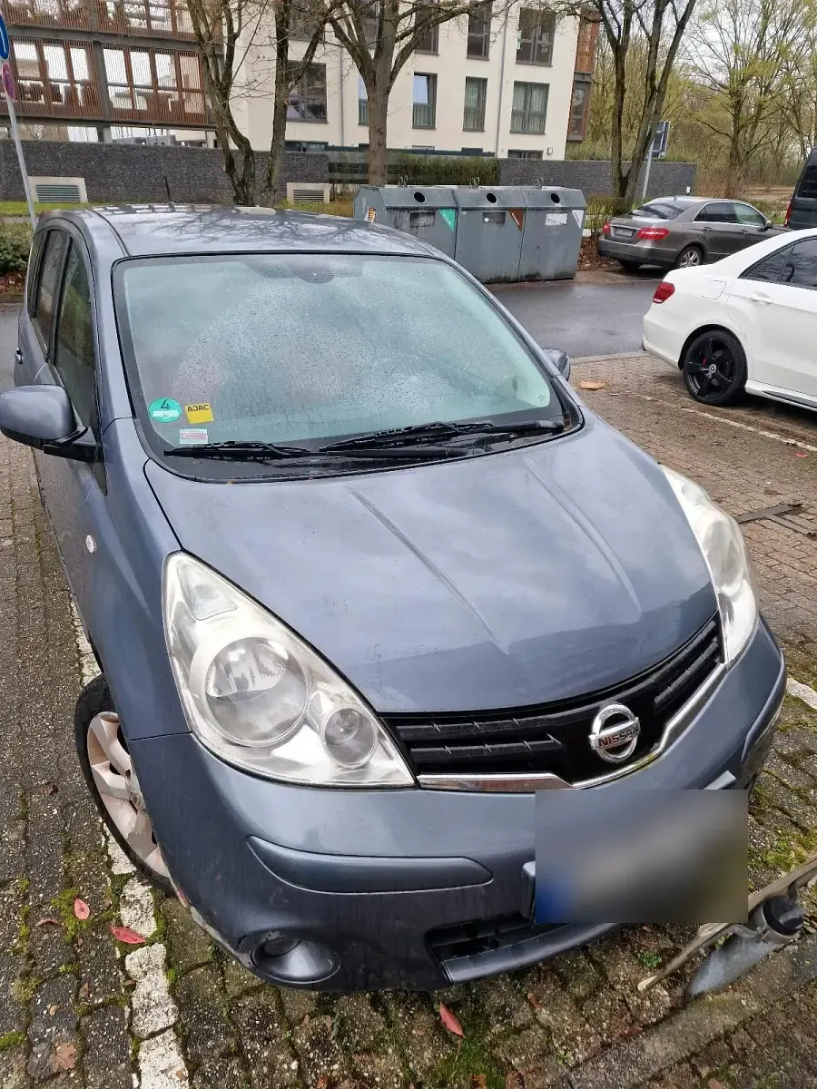 Gebraucht Nissan Note 88 PS (64 kW) 2010 Silber Kleinwagen