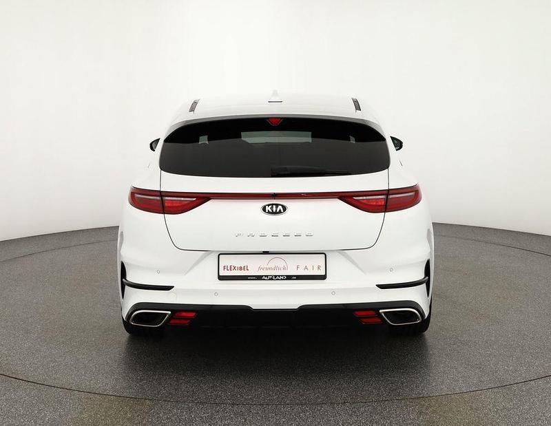 Gebraucht Kia ProCeed GT 204 PS (150 kW) 2021 Deluxe white Kleinwagen
