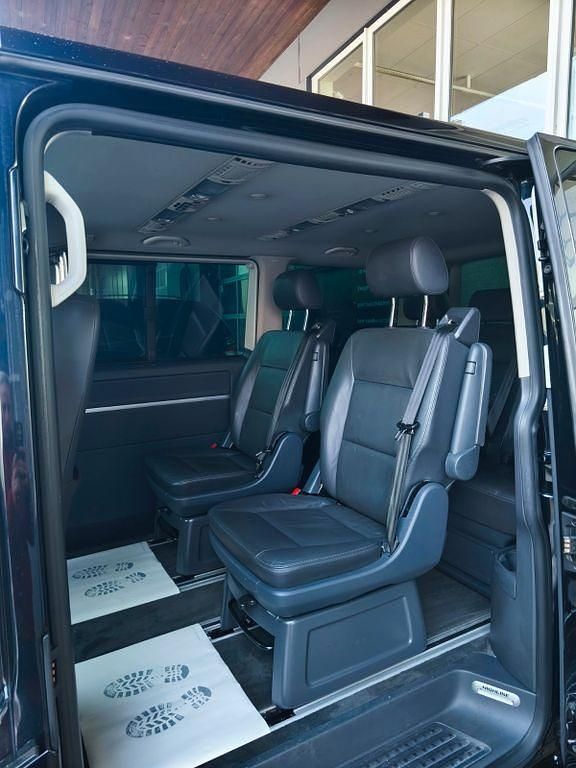 Second-hand VW T5 Highline 189 CP (139 kW) 2012 Negru Van