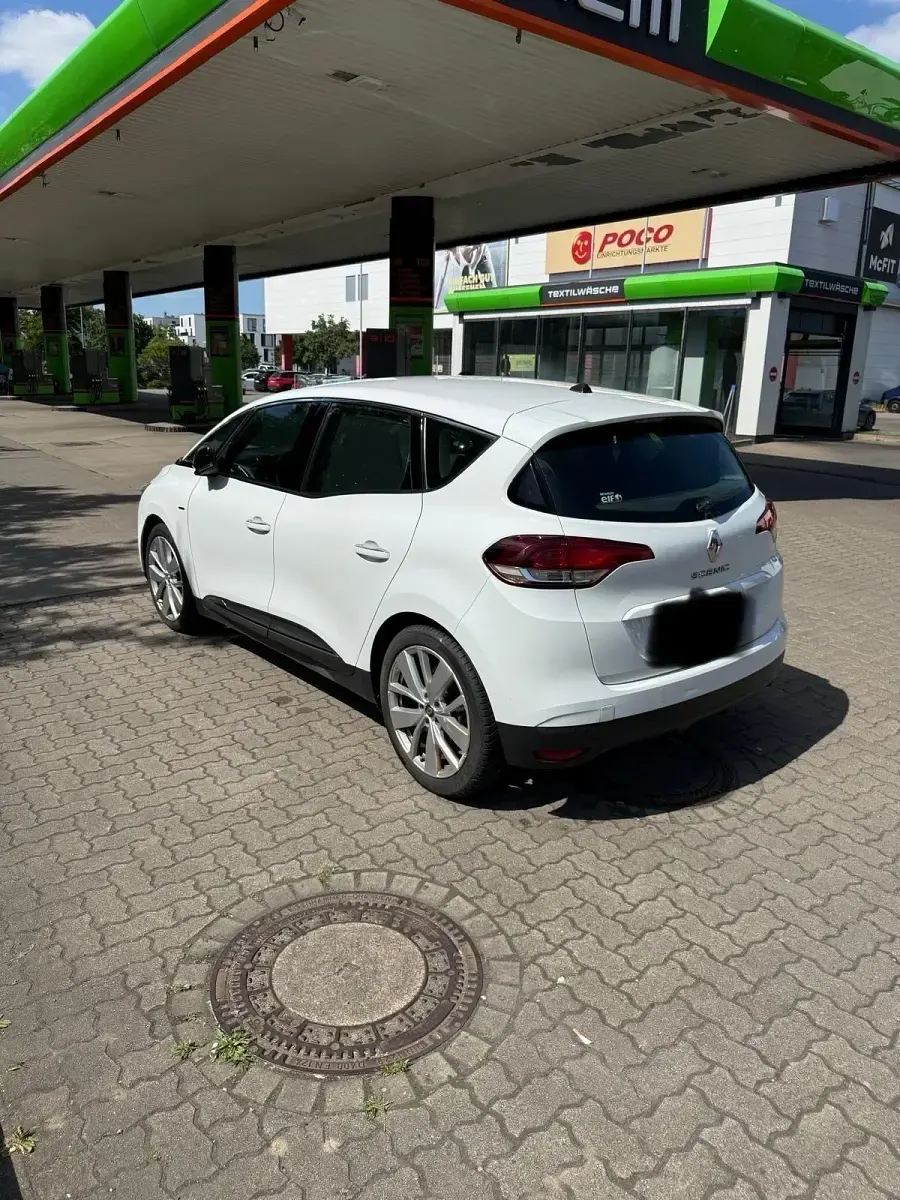 Gebraucht Renault Scenic E-Tech 140 PS (102 kW) 2018 Weiß Van / Kleinbus
