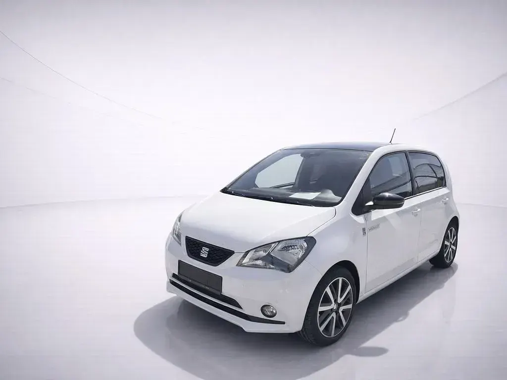 Używany Seat Mii 61 kW (83 KM) 2021 Biały Hatchback