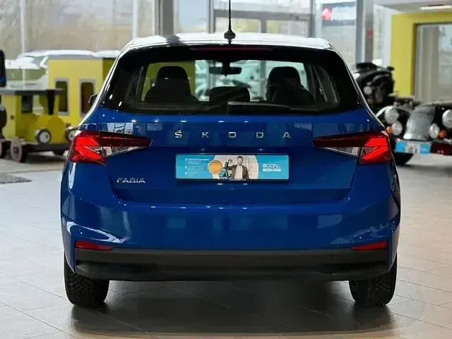 Gebraucht Skoda Fabia Easy 65 PS (47 kW) 2023 Blau Kleinwagen