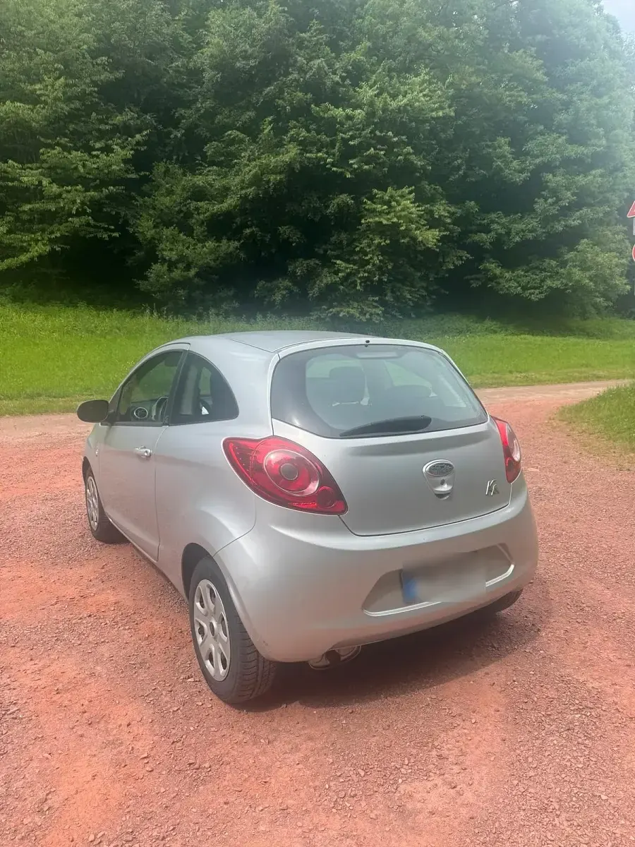 Gebraucht Ford Ka 69 PS (50 kW) 2009 Grau Kleinwagen