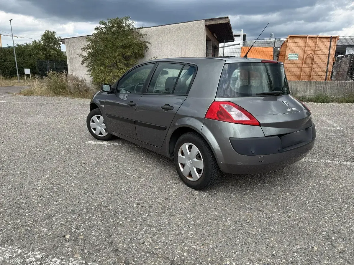 Gebraucht Renault Mégane II 98 PS (72 kW) 2003 Grau Limousine