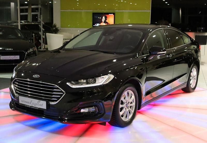 Schwarz Gebraucht 2020 Ford Mondeo Business Edition Limousine | 15.950 € (Fairer Preis) - Bild 1/4