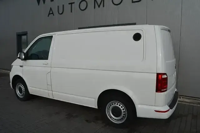 Second-hand VW Transporter 150 CP (110 kW) 2019 Alb Van