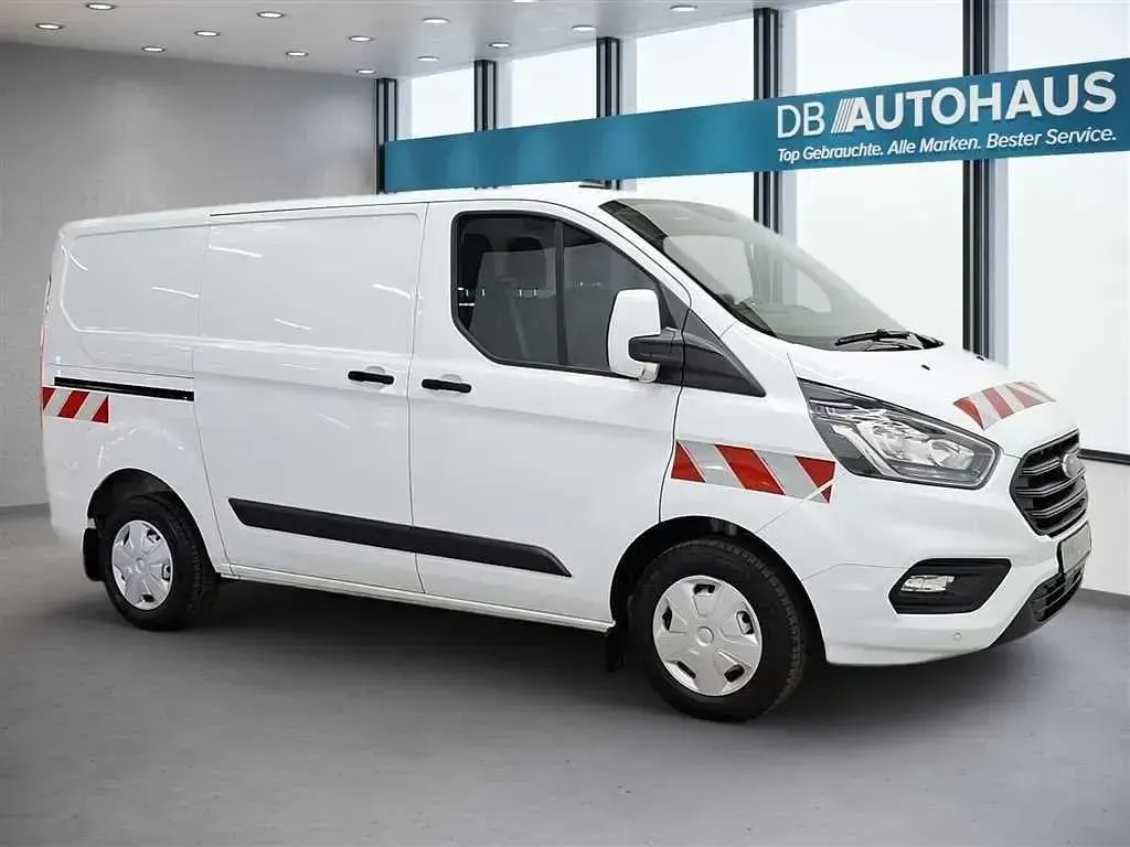 Gebraucht Ford Transit Custom Trend 105 PS (77 kW) 2022 Weiß Limousine