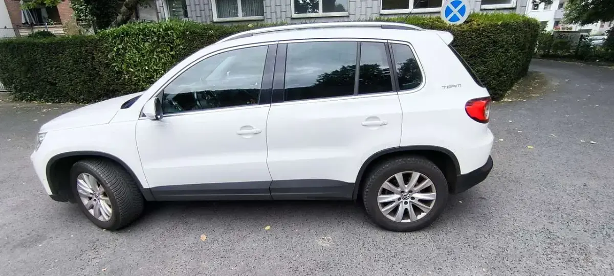 Gebraucht VW Tiguan Team 170 PS (125 kW) 2010 Weiß SUV