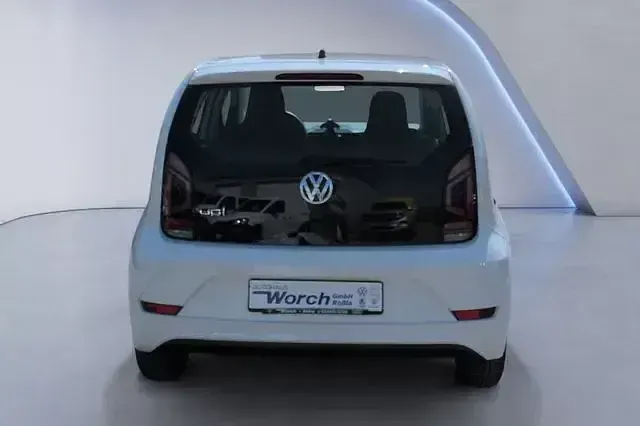 Second-hand VW up! Move 140 CP (102 kW) 2020 Alb Hatchback