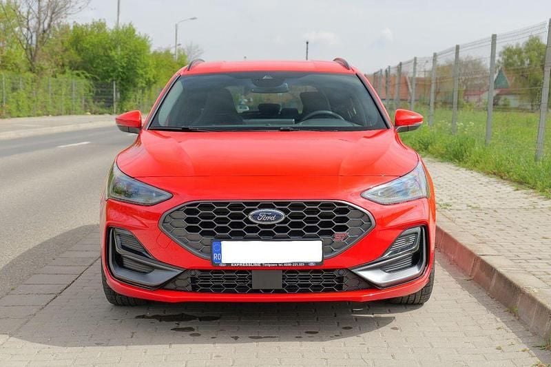 Usado Ford Focus ST 280 CV (205 kW) 2025 Rojo Berlina