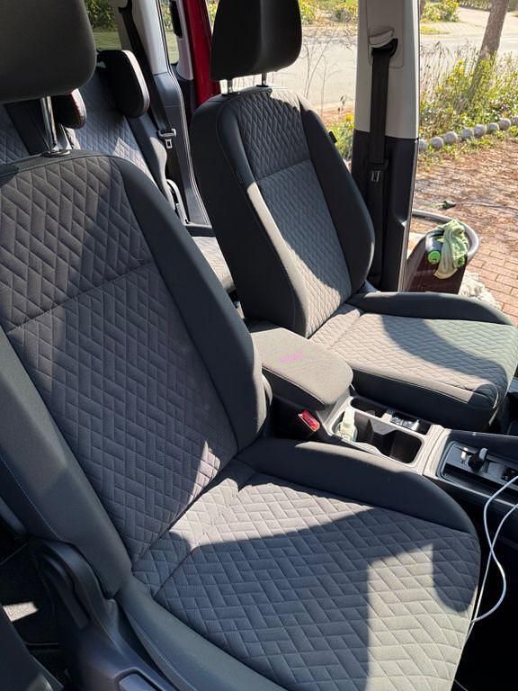 Gebraucht VW Caddy Move 122 PS (89 kW) 2021 Rot Van / Kleinbus