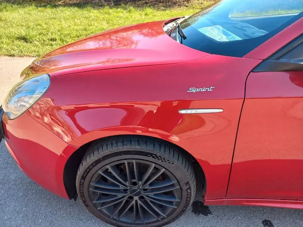 Gebraucht Alfa Romeo Giulietta Sprint 105 PS (77 kW) 2015 Rot Kleinwagen