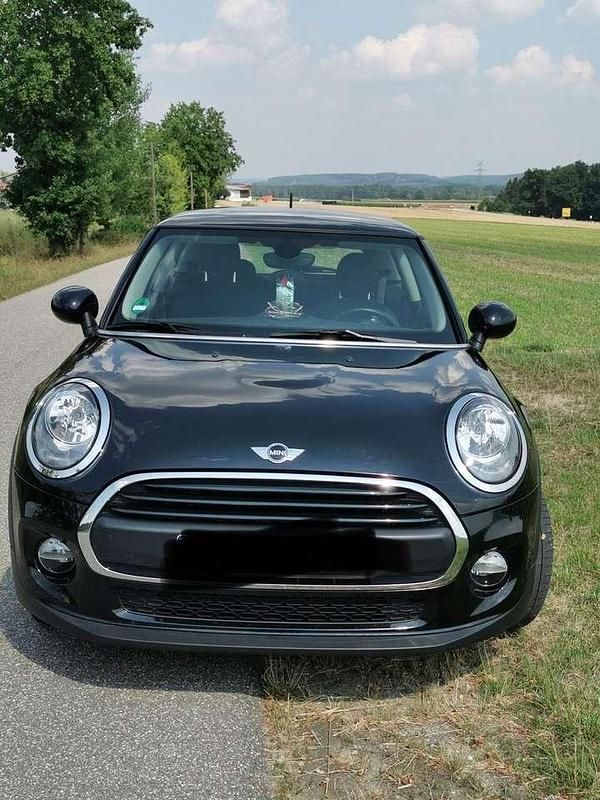Gebraucht Mini One D 95 PS (69 kW) 2017 Schwarz Kleinwagen
