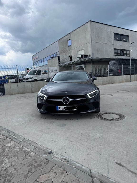 Grau Gebraucht 2018 Mercedes CLS350 Coupé | 36.000 € (Guter Preis) - Bild 1/4