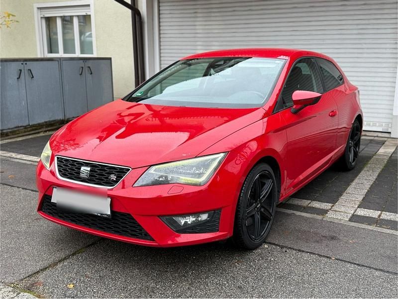 Rot Gebraucht 2013 Seat Leon FR Kleinwagen | 6.300 € (Superpreis) - Bild 1/4
