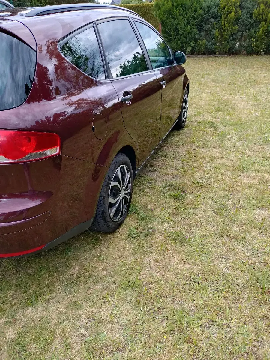 Gebraucht Seat Altea XL 125 PS (91 kW) 2008 Rot Van / Kleinbus