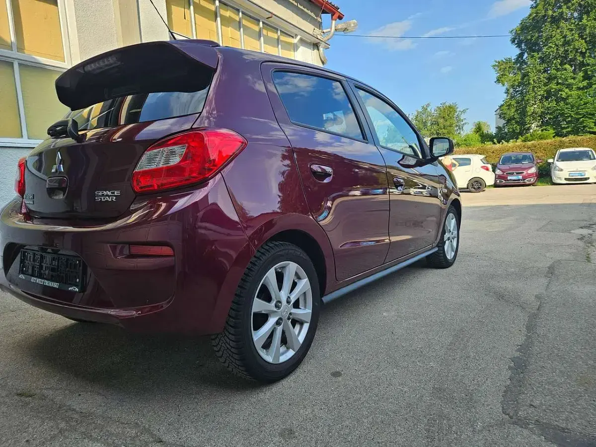 Gebraucht Mitsubishi Space Star Edition 80 PS (58 kW) 2018 Bordeauxrot (p) Kleinwagen