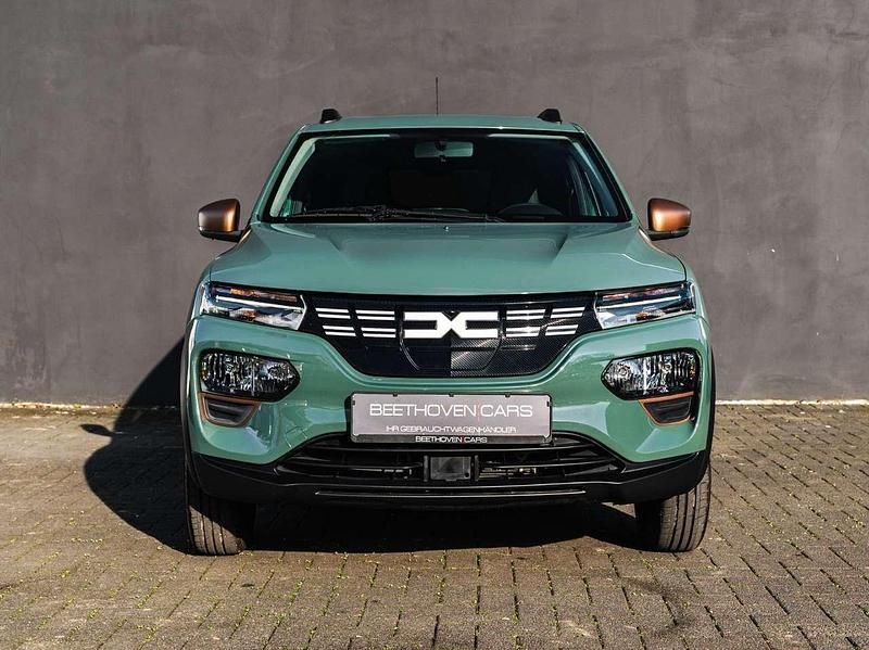 Gebraucht Dacia Spring Extreme 47 kW (65 PS) 2023 Oliv grau Kleinwagen