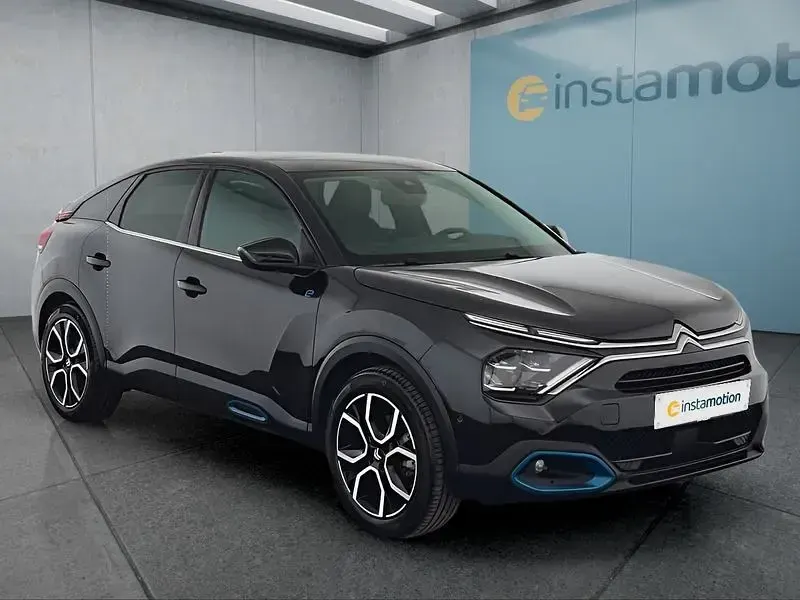 Gebraucht Citroën e-C4 Shine 100 kW (136 PS) 2023 Schwarz Kleinwagen