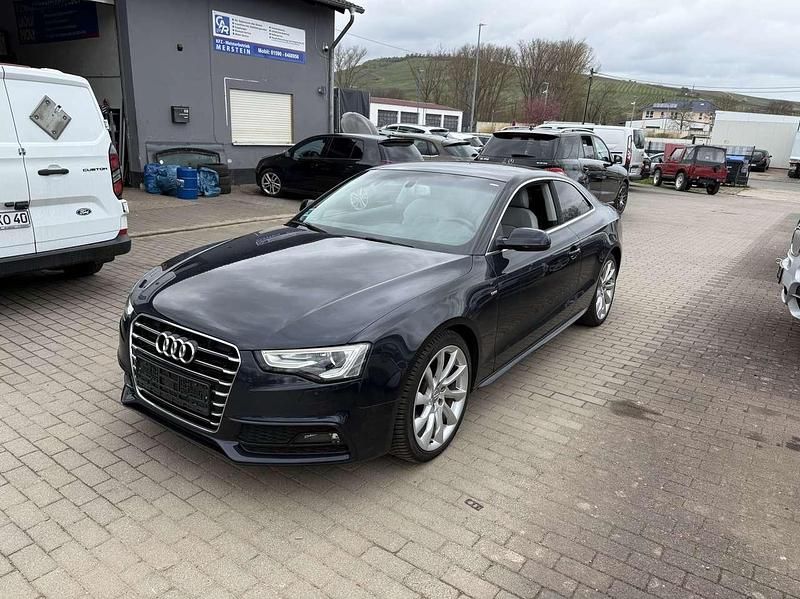Gebraucht Audi A5 177 PS (130 kW) 2016 Mondscheinblau metallic Coupé