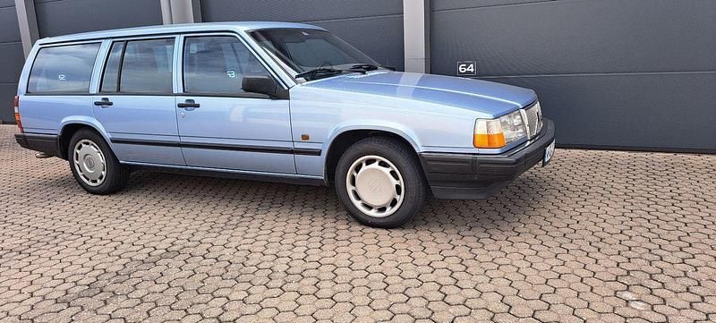 Blau Gebraucht 1992 Volvo 940 Kombi | 7.900 € - Bild 1/4